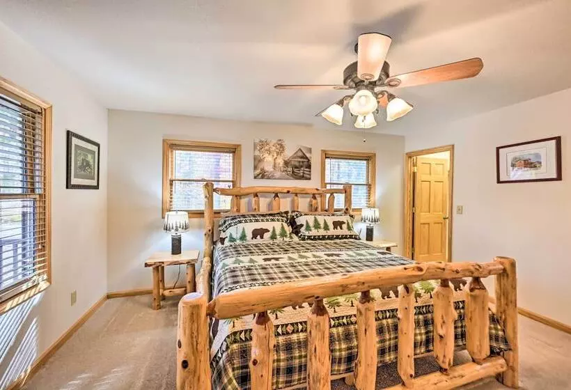 Murphy Cabin W/ Fire Pit & Stunning Mtn Views