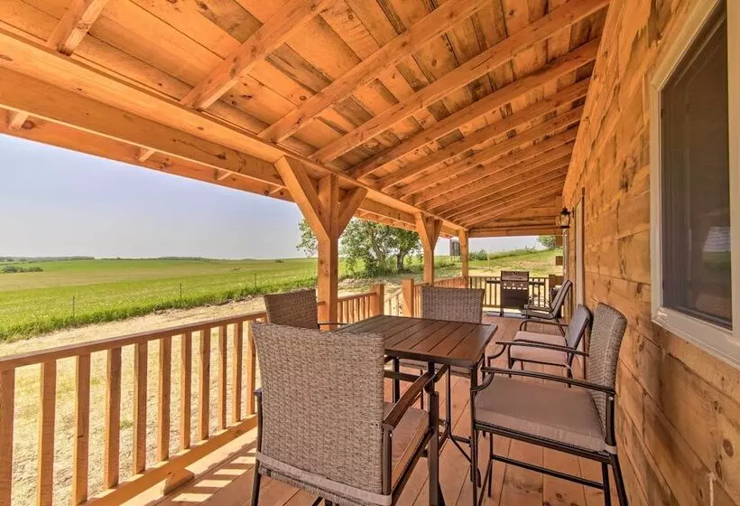 Cabin On 35 Acre Farm In Blanchardville W/ Trails!