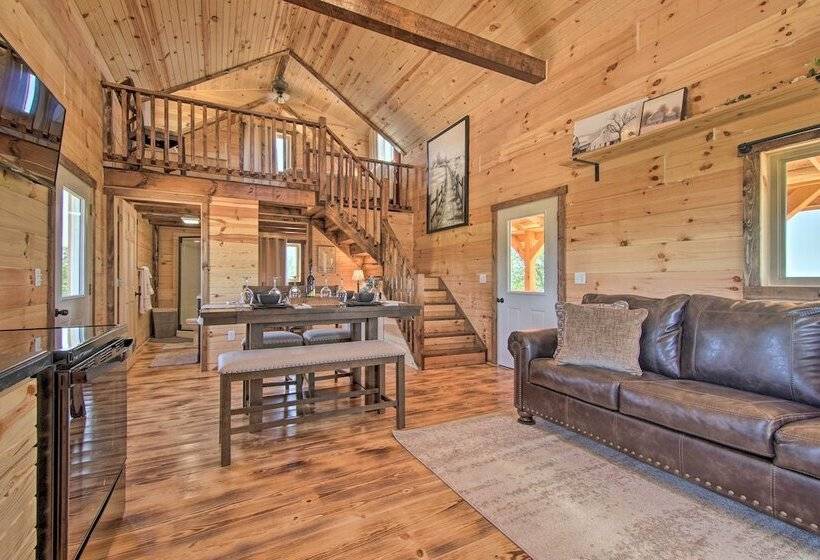 Cabin On 35 Acre Farm In Blanchardville W/ Trails!