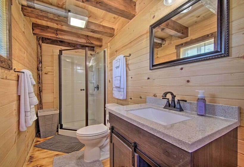 Cabin On 35 Acre Farm In Blanchardville W/ Trails!