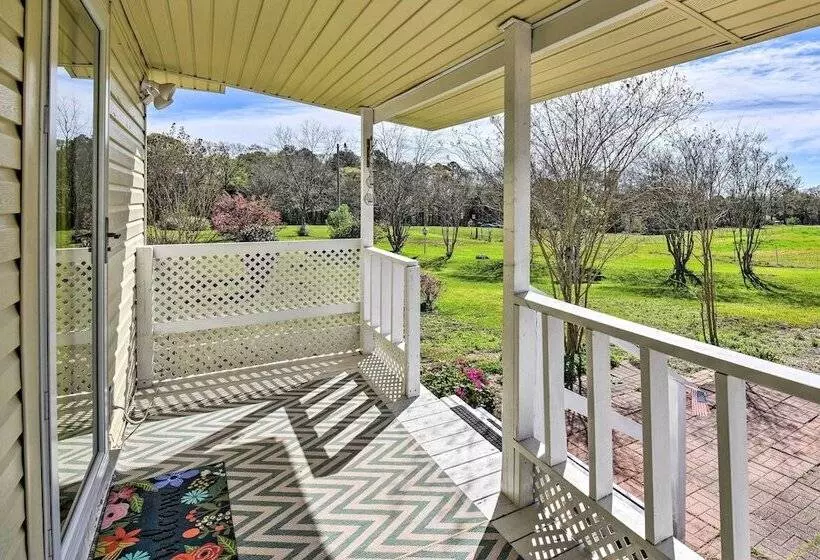 Peaceful Southern Countryside Escape W/ Porch