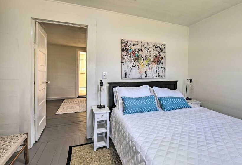 Peaceful Southern Countryside Escape W/ Porch