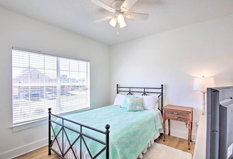 Pensacola Beach Home: 1 Block To Beach Access