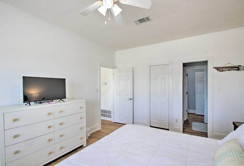 Pensacola Beach Home: 1 Block To Beach Access