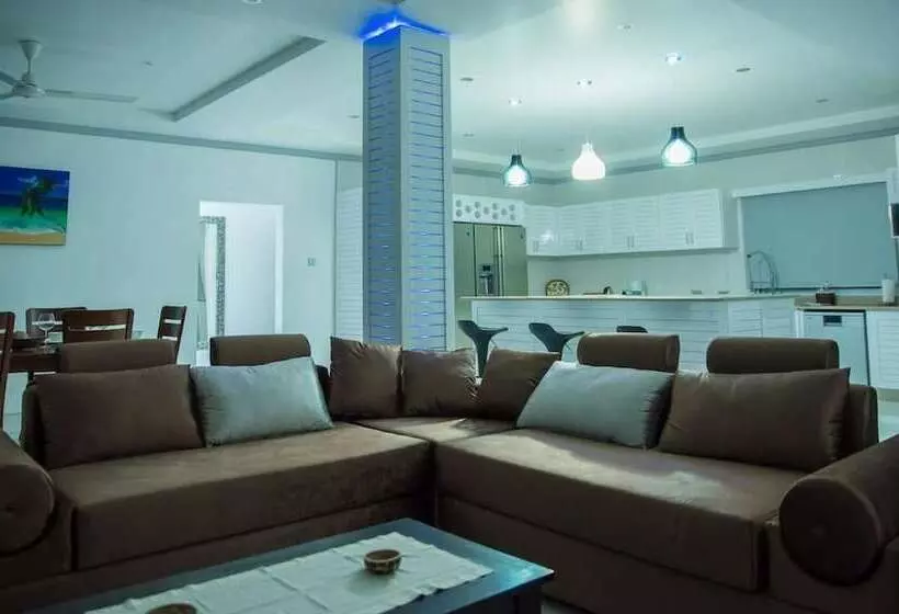 پانسیون Island Charm Of Praslin