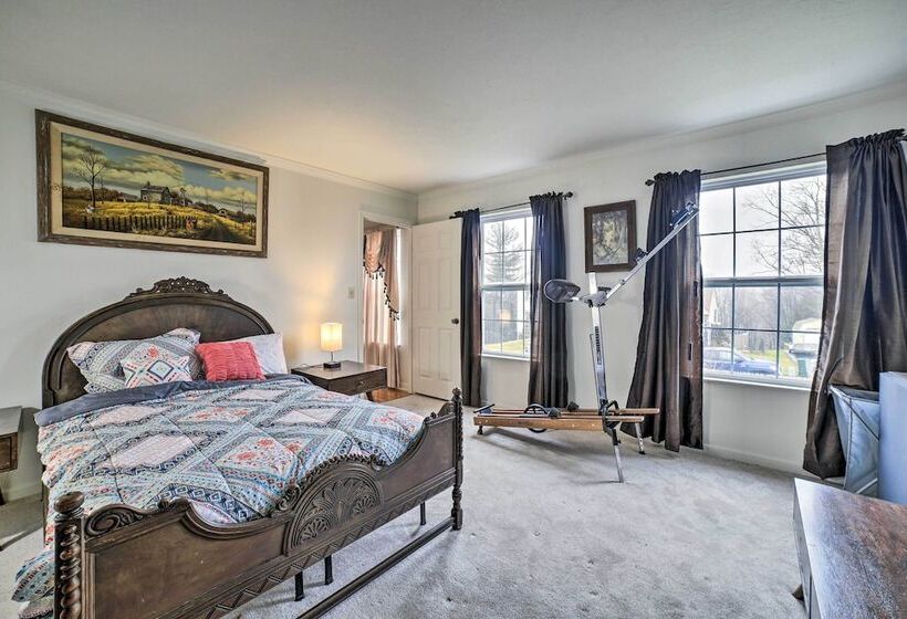 Pet Friendly Apollo Home W/ Furnished Deck!