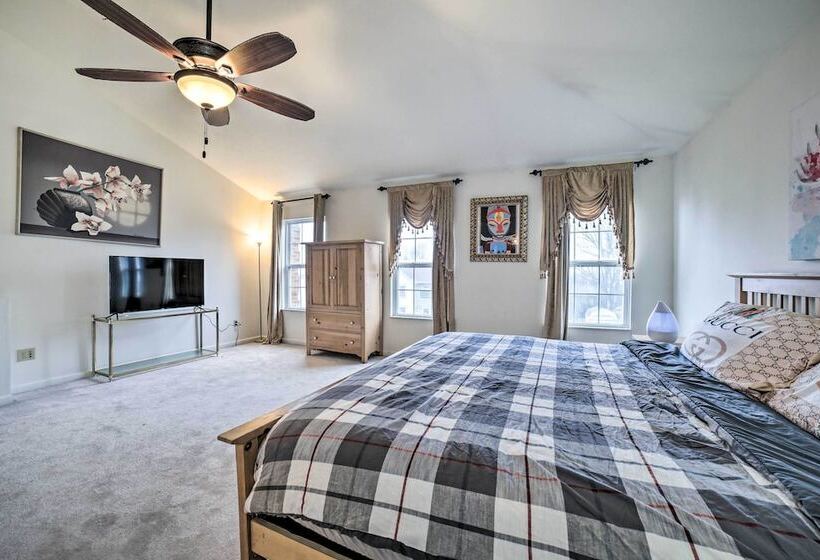 Pet Friendly Apollo Home W/ Furnished Deck!