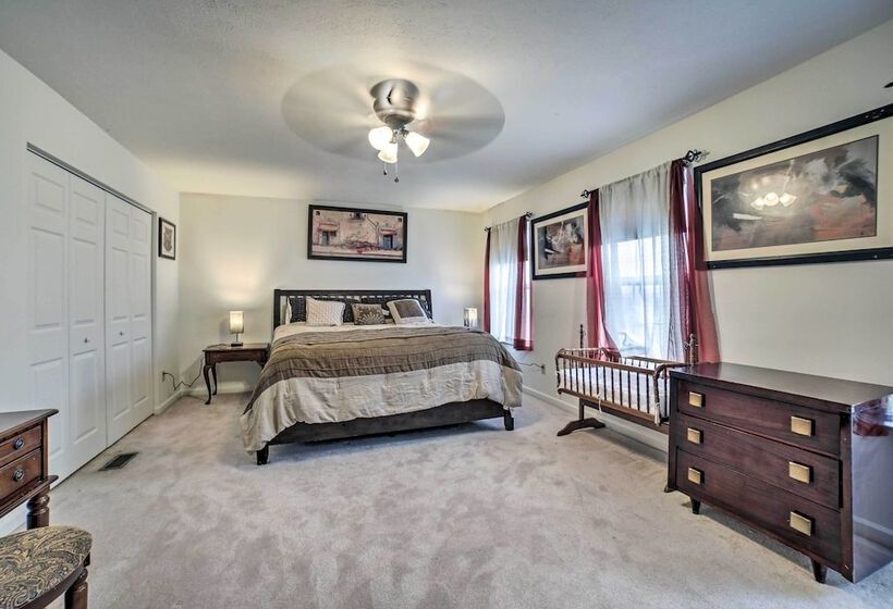 Pet Friendly Apollo Home W/ Furnished Deck!