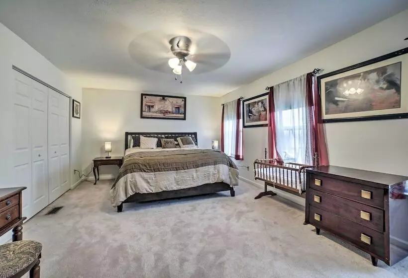 Pet Friendly Apollo Home W/ Furnished Deck!