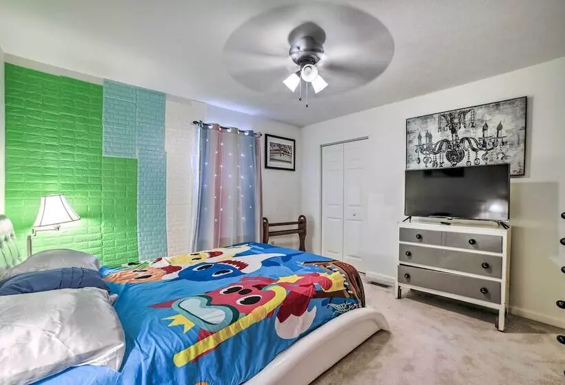 Pet Friendly Apollo Home W/ Furnished Deck!