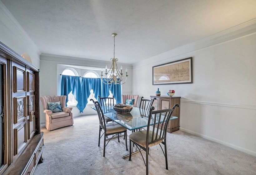 Pet Friendly Apollo Home W/ Furnished Deck!