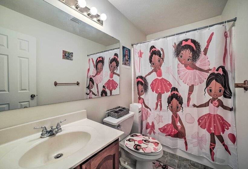 Pet Friendly Apollo Home W/ Furnished Deck!