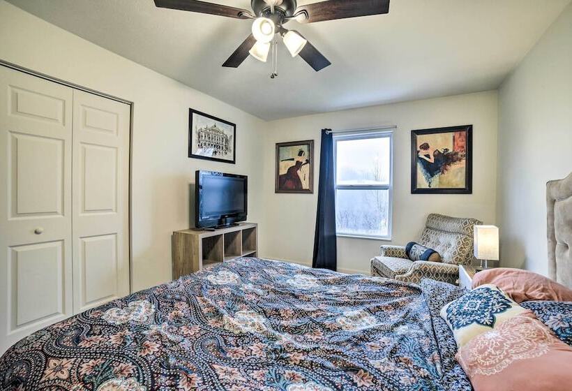 Pet Friendly Apollo Home W/ Furnished Deck!