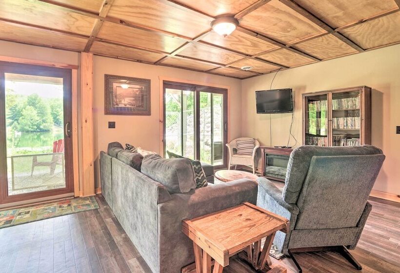 Adirondack Cabin On Private Lake Near Glenfield!