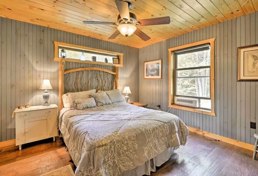 Adirondack Cabin On Private Lake Near Glenfield!