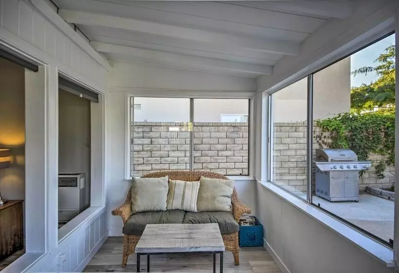 Remodeled Ventura Beach Home With Yard & Fire Pit!