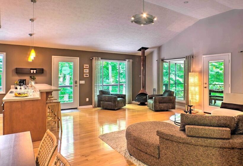 Lak Haus: Resort Style Home On Tims Ford Lake!