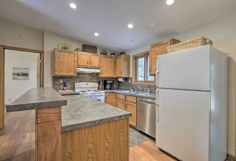 Rhinelander Home   Jennie Webber Lake On Site