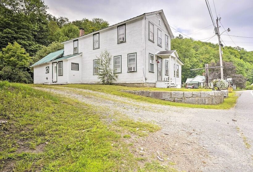 Rustic Roxbury Ski Farmhouse With Trails!