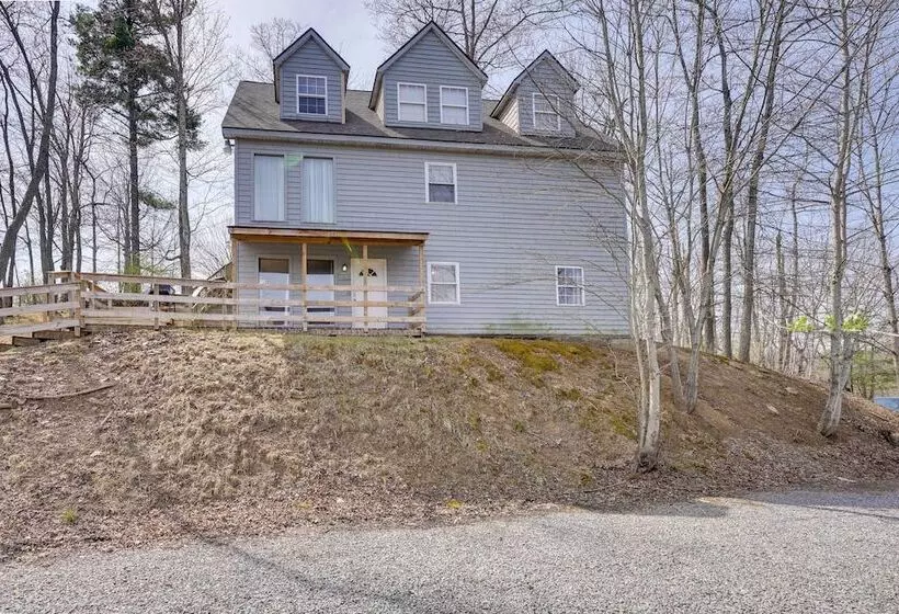 Snowed Inn  Cozy Winterplace Ski In/ski Out Cabin