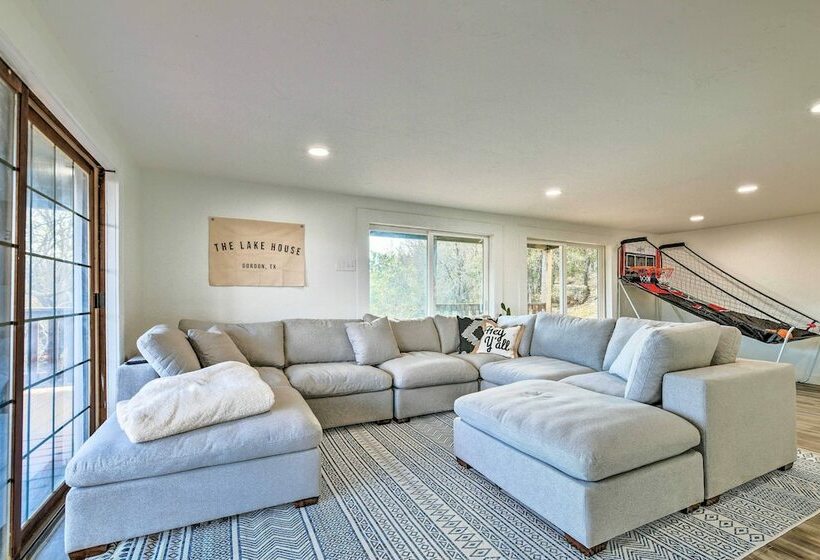 Spacious Family Home On The Water + Boat Dock