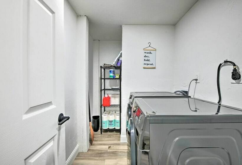 Spacious Family Home On The Water + Boat Dock