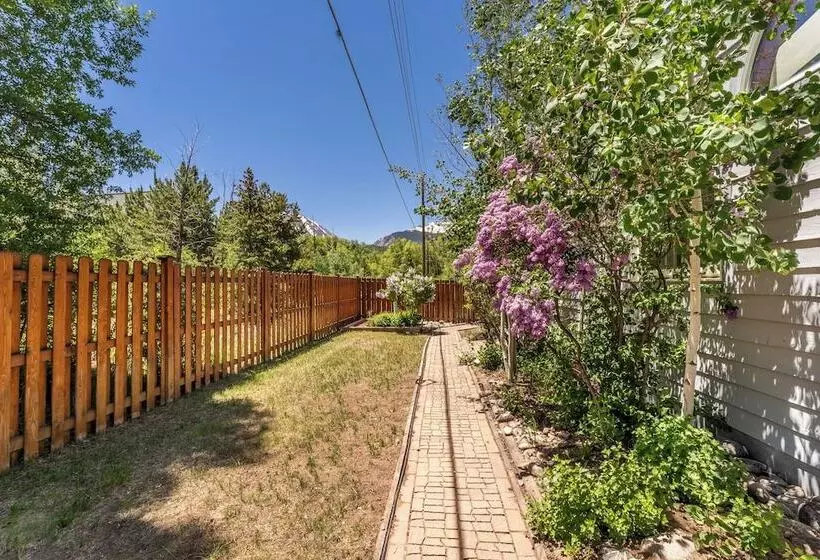 Stand Alone Mountain Home, Private Hot Tub And Deck, Mountain Views #34 By Summit County Mountain Re