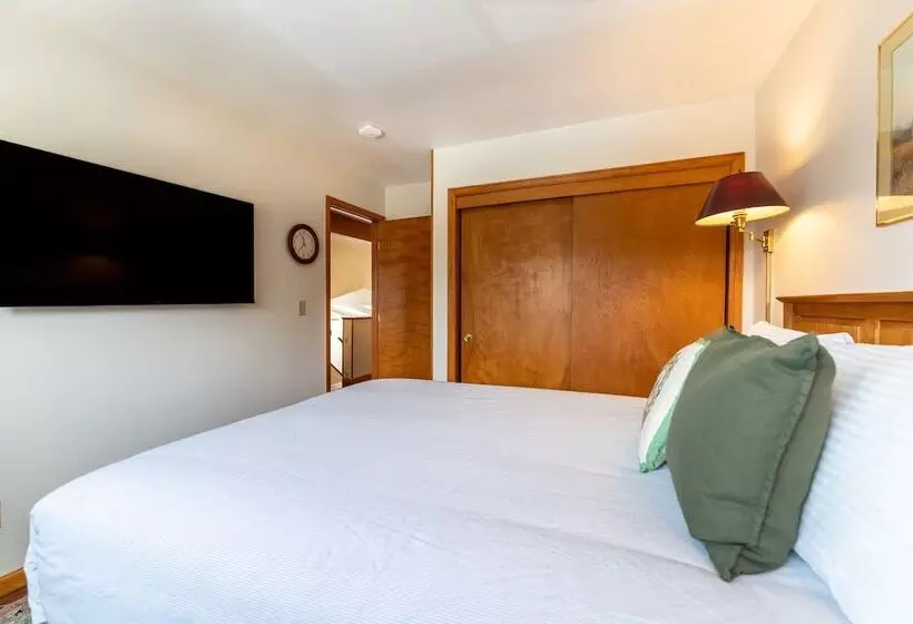 Stand Alone Mountain Home, Private Hot Tub And Deck, Mountain Views #34 By Summit County Mountain Re