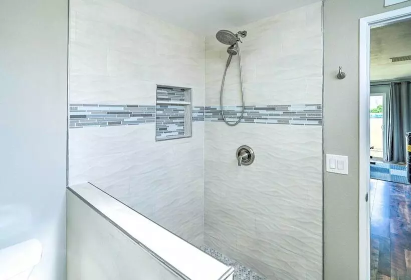 Sun Dappled Palm Desert Retreat W/ Pool & Spa