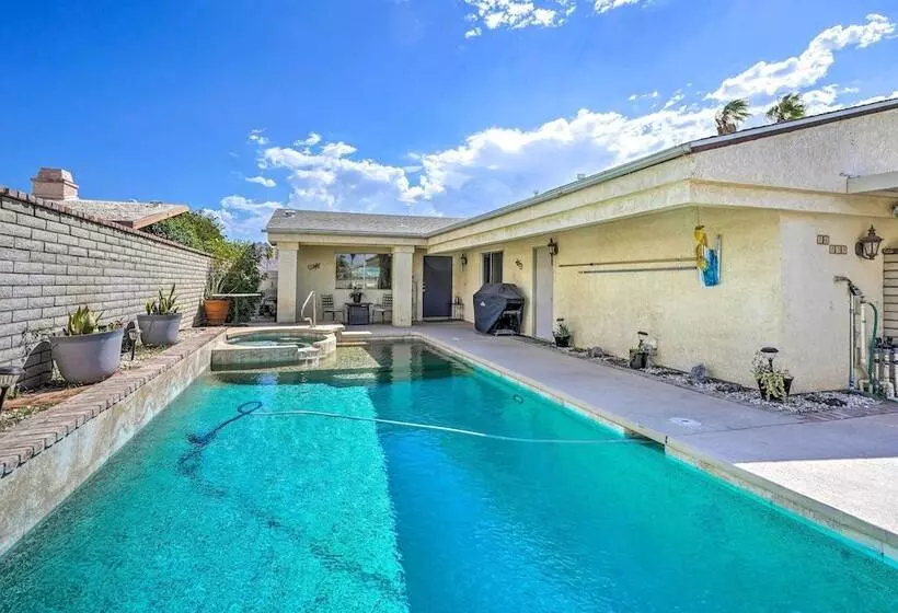 Sun Dappled Palm Desert Retreat W/ Pool & Spa