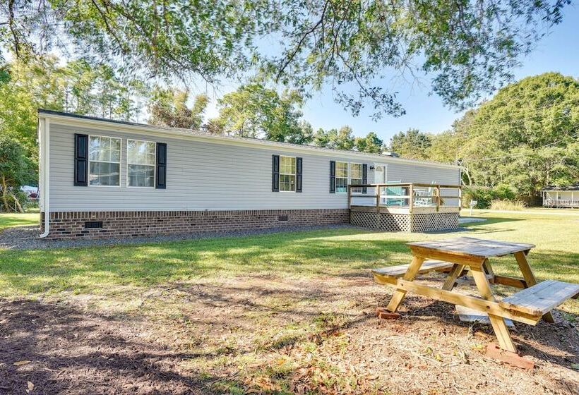 Supply Cottage W/ Deck < 2 Mi To The Beach!