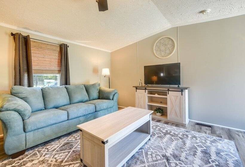 Supply Cottage W/ Deck < 2 Mi To The Beach!