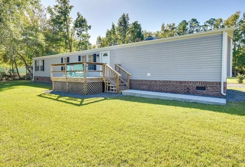 Supply Cottage W/ Deck < 2 Mi To The Beach!