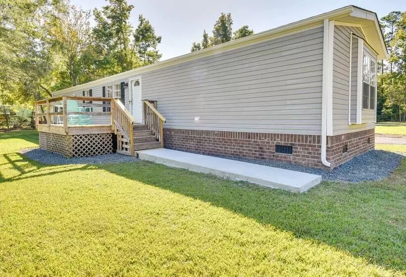 Supply Cottage W/ Deck < 2 Mi To The Beach!