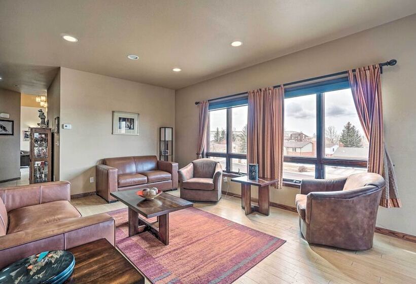 Upscale Laramie Home W/ Hot Tub & Patio!