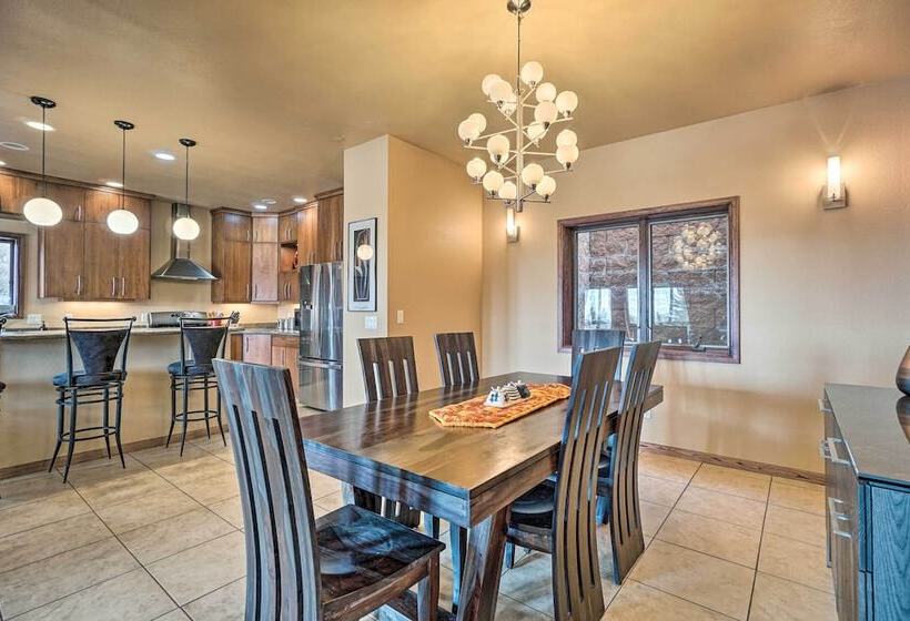Upscale Laramie Home W/ Hot Tub & Patio!
