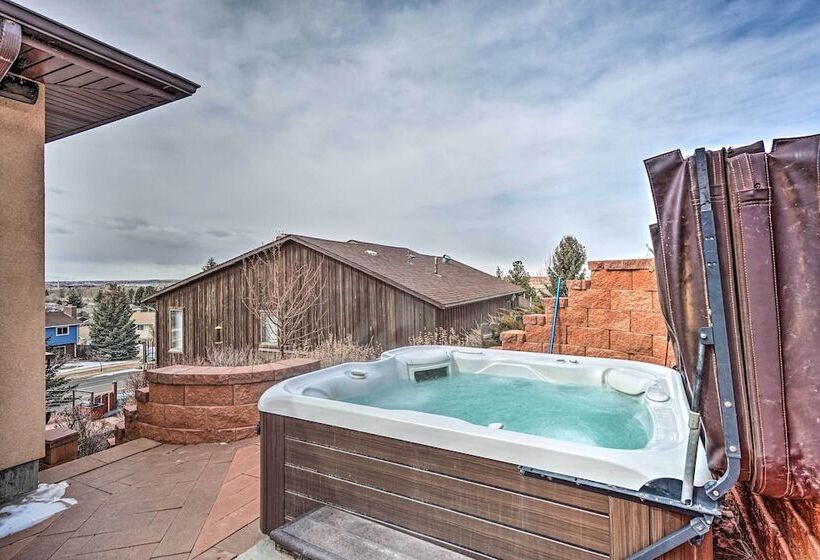 Upscale Laramie Home W/ Hot Tub & Patio!