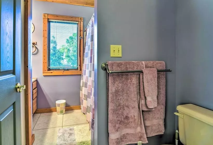 Waterfront Saginaw Bay Retreat W/ Grill & Yard!