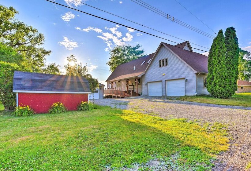 Waterfront Saginaw Bay Retreat W/ Grill & Yard!
