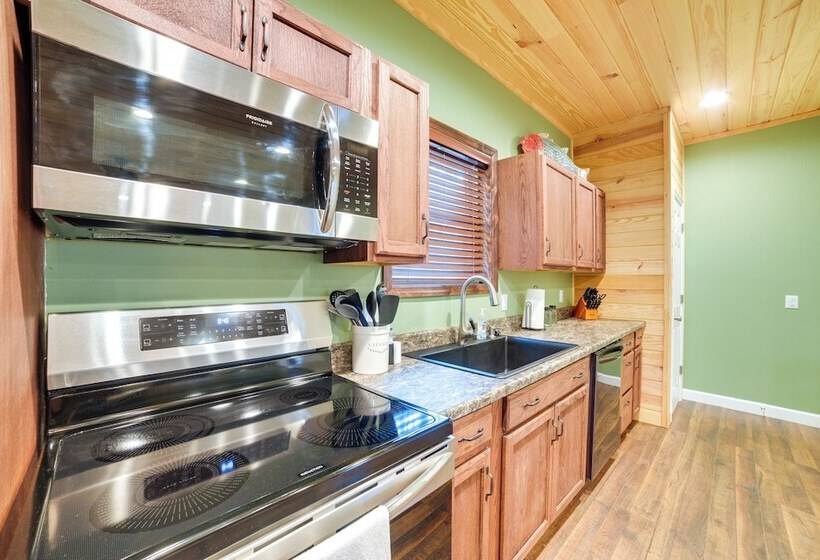 Waverly Cabin, Close To Kentucky Lake Access!