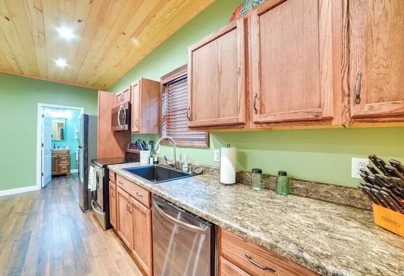 Waverly Cabin, Close To Kentucky Lake Access!