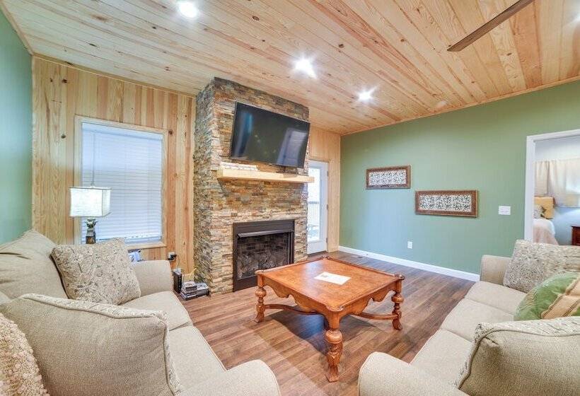 Waverly Cabin, Close To Kentucky Lake Access!