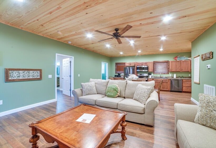 Waverly Cabin, Close To Kentucky Lake Access!