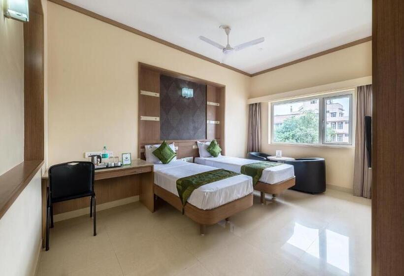 Retkeilymaja Treebo Ess Grande