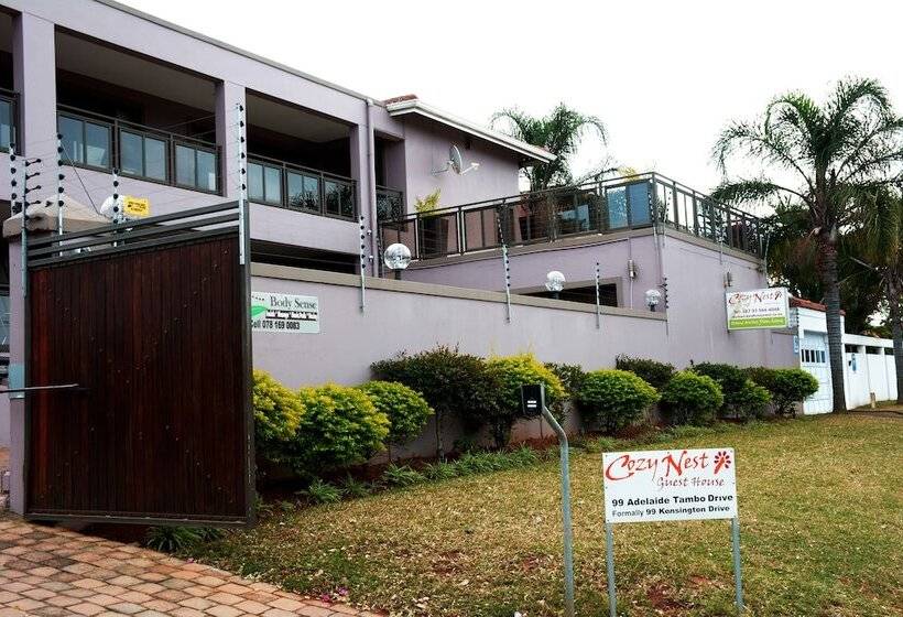 צימר Cozy Nest Guest House   Durban North, Natal