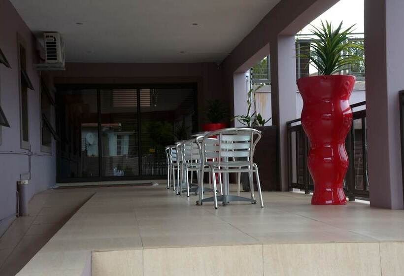 צימר Cozy Nest Guest House   Durban North, Natal