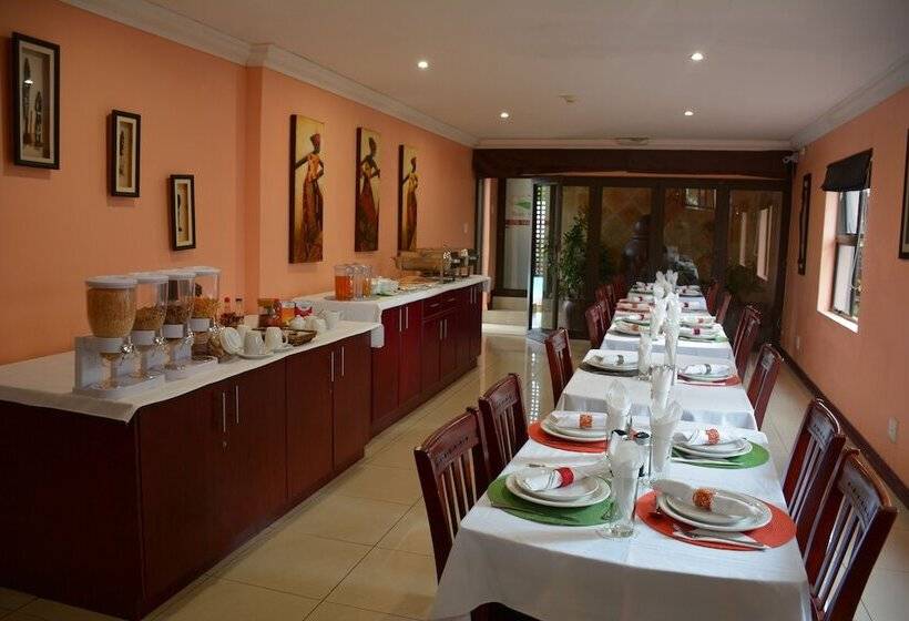 צימר Cozy Nest Guest House   Durban North, Natal