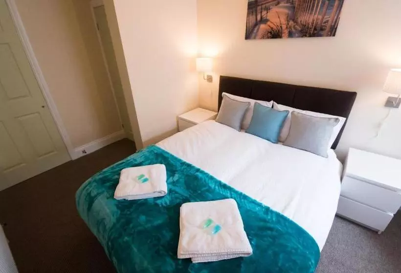Scarborough Stays   Hampton Apartments
