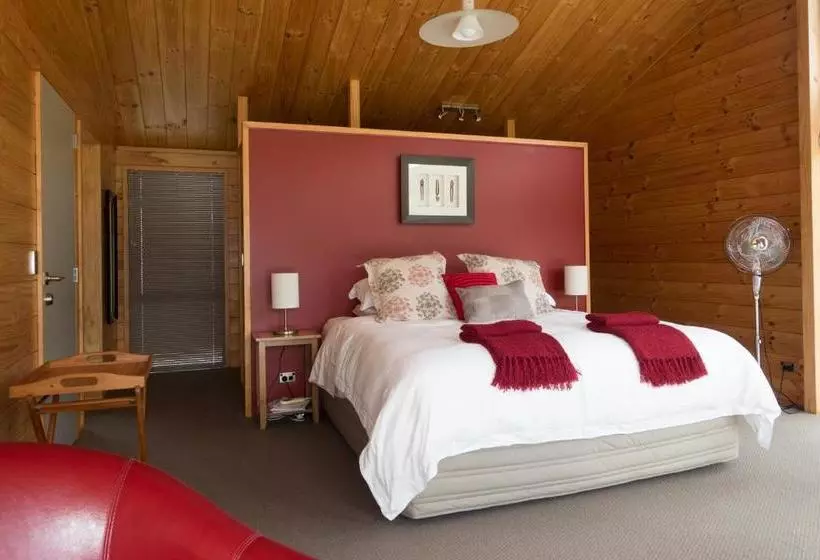 Hotelli Astelia Lodge