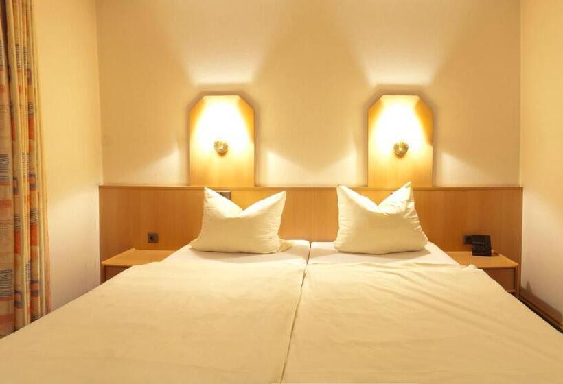 ホテル Bayrischer Hof